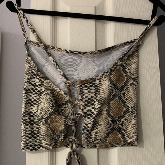 Snakeskin Crop top, open cris cross back - Picture 3 of 4